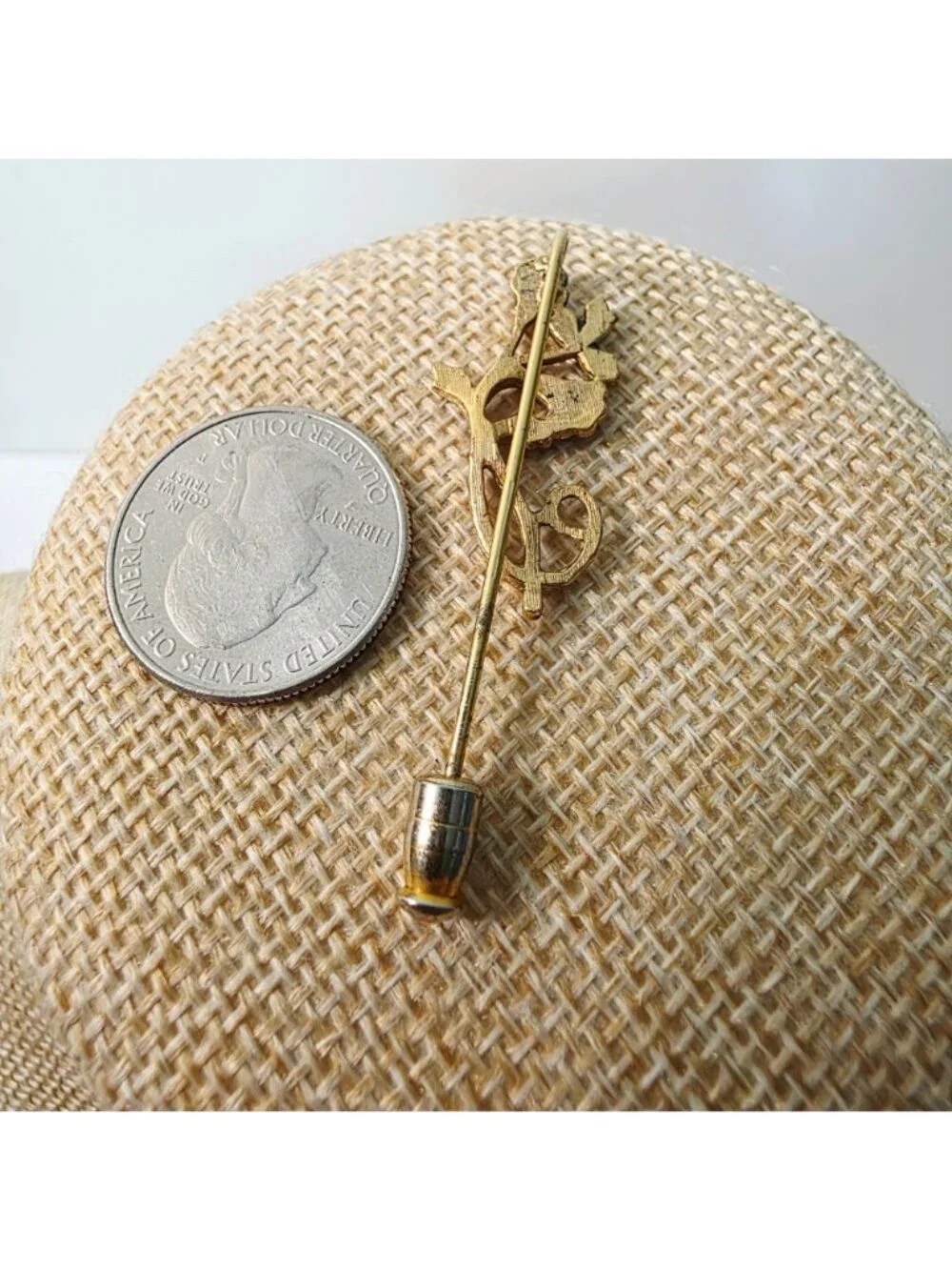 Vtg Gold Tone Red Green Floral Enamel Dainty Stick Pin Brooch